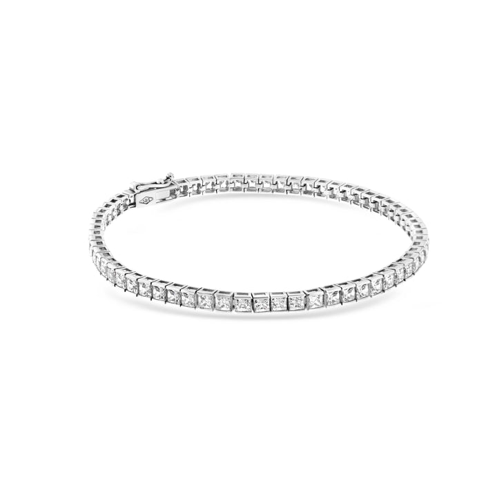 צמיד טניס מזהב לבן 14 קראט משובץ אבנים מרובעות