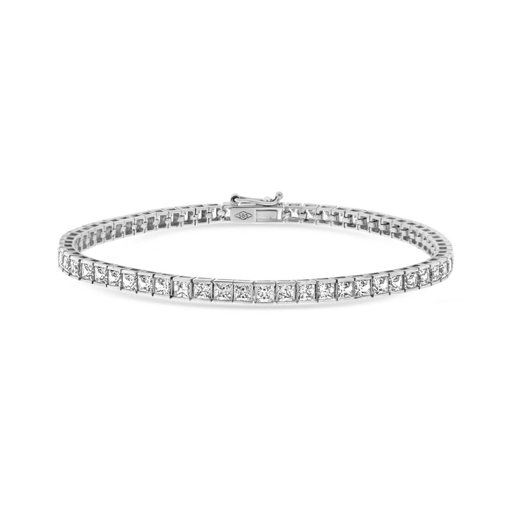 צמיד טניס מזהב לבן 14 קראט משובץ אבנים מרובעות